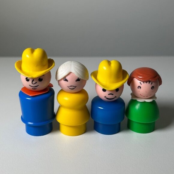 Vintage 80s Fisher Price Little People Play Family Farm #915 Replacements - Picture 2 of 16